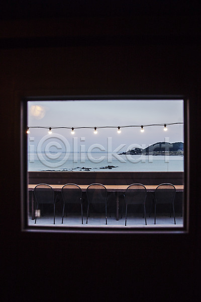 사람없음 JPG 포토 기장(한국) 바다 부산 실내 의자 조명 주간 창문 탁자 풍경(경치)