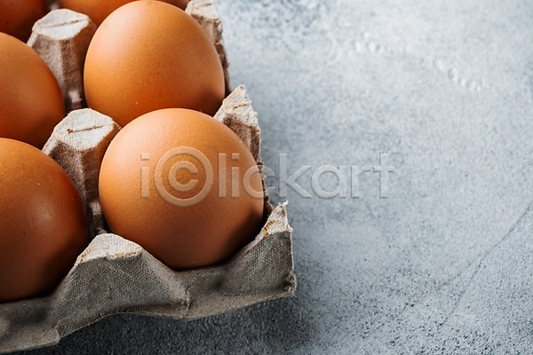 사람없음 JPG 근접촬영 포토 해외이미지 계란 계란판 실내 음식 카피스페이스 회색배경
