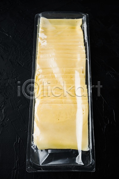 사람없음 JPG 포토 해외이미지 검은배경 슬라이스 실내 치즈 패키지 한봉지