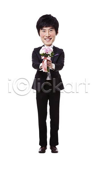 20대 30대 남자 남자만 남자한명만 동양인 사람 성인 성인남자만 성인만 한국인 한명 PSD 편집이미지 SD캐릭터 결혼 꽃 꽃다발 들기 미니어처 미소(표정) 서기 약혼 웃음 이벤트 인물미니어처 정장