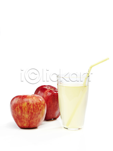 사람없음 JPG 포토 과일 과일주스 과즙 누끼 빨간색 빨대 사과 사과(과일) 사과주스 스튜디오촬영 실내 음료 음식 잔 주스 즙 컵