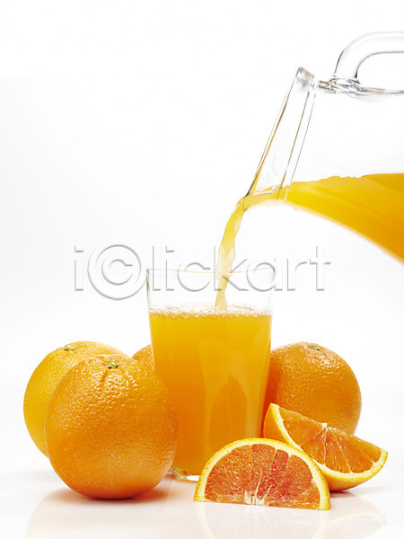 사람없음 JPG 포토 과일 과일주스 누끼 단면 물병 병(담는) 붓기 스튜디오촬영 실내 오렌지 오렌지주스 음료 음식 잔 조각 조각(피스) 주스 주전자 컵