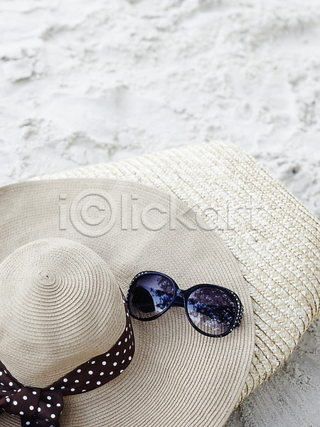 사람없음 2012년태국 JPG 포토 해외기획촬영 계절 동남아시아 모래 모래사장 모자(잡화) 바캉스 선글라스 야외 여름(계절) 여름휴가 여행 잡화 주간 챙모자 코사멧 코사멧해변 태국 해변