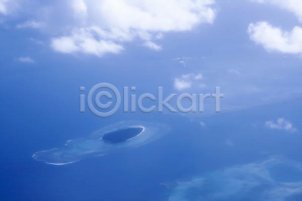 사람없음 JPG 포토 하이앵글 항공촬영 구름(자연) 뉴칼레도니아 무인도 바다 백그라운드 섬 야외 오세아니아 자연 주간 파도 풍경(경치) 하늘 해외 해외풍경