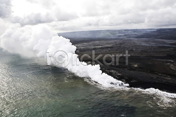 사람없음 JPG 포토 광석 마그마 수증기 야외 연기 용암 자연 자연재해 재해 주간 파도 하와이 해외 해외풍경 화산