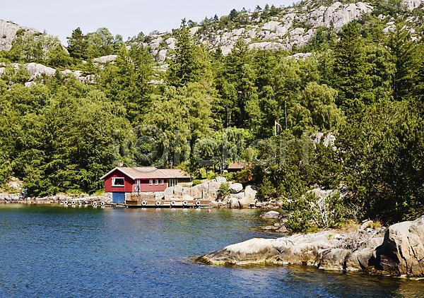 사람없음 JPG 포토 관광지 나무 노르웨이 돌(바위) 뤼세피오르 바위(돌) 북유럽 식물 야외 유럽 유럽풍경 자연 주간 풍경(경치) 피오르 해외풍경