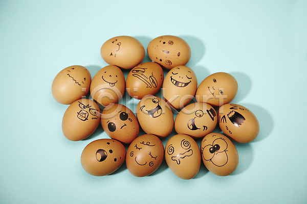 분노 사람없음 JPG 포토 계란 놀람 다양 미소(표정) 백그라운드 스튜디오촬영 실내 알 울음 웃음 음식 재료 컨셉 표정