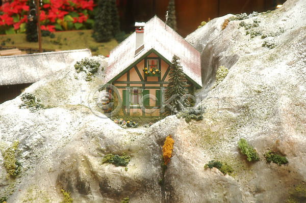 사람없음 JPG 포토 건축 기념일 마을 모형 미니어처 산 시설물 장난감 조명 주택 크리스마스