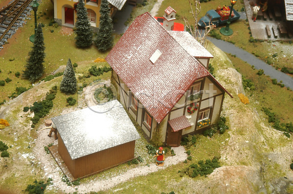 사람없음 JPG 포토 건축 기념일 마을 모형 미니어처 산 시설물 장난감 조명 주택 크리스마스