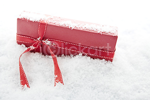 사람없음 JPG 포토 겨울 계절 눈(날씨) 리본 백그라운드 선물 선물상자 스튜디오촬영 실내 오브젝트 포장