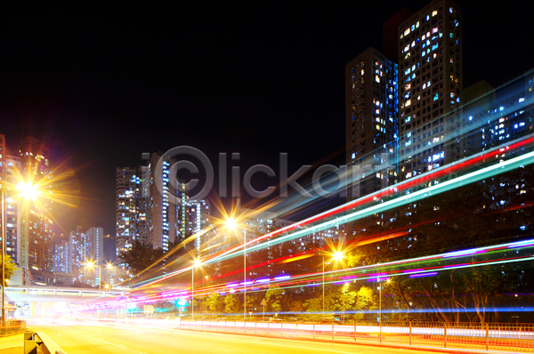 사람없음 JPG 포토 해외이미지 거리 건물 도로 도시 도시풍경 모션 빛 사무실 야간 야경 자동차 중국 풍경(경치) 해외202004 홍콩