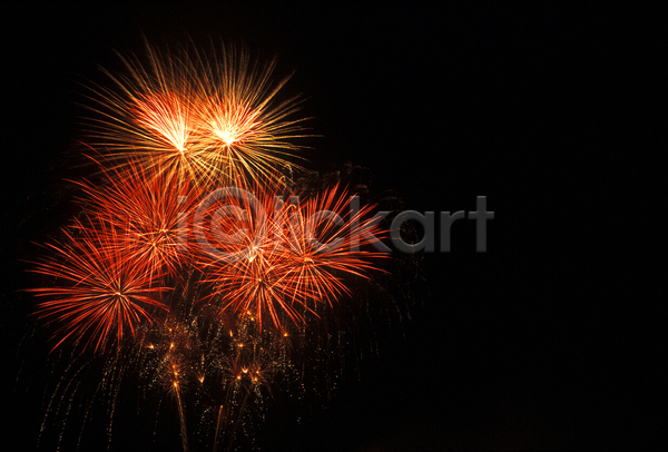 애국심 축하 사람없음 JPG 포토 해외이미지 독립 보여주기 불꽃(불) 야간 전시회 컬러풀 폭발 폭탄 해외202004 휴가
