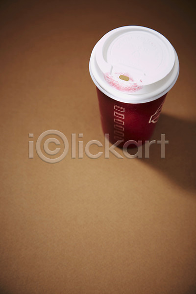 사람없음 JPG 포토 디저트 립스틱 백그라운드 스튜디오촬영 실내 음료 음식 자국 종이컵 커피 컨셉 컵 테이크아웃