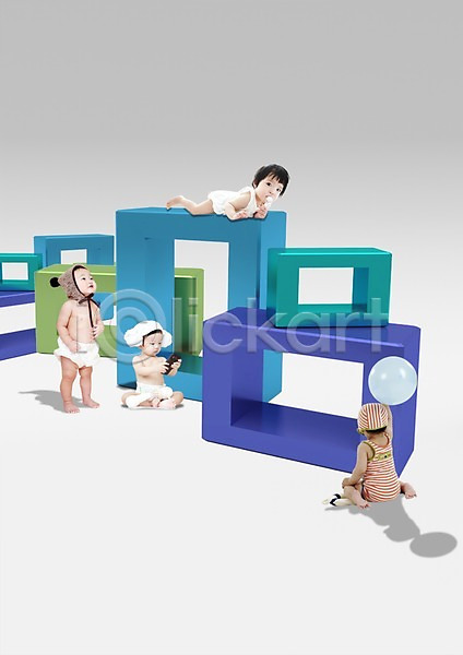 남자 동양인 사람 아기 여러명 여자 한국인 3D PSD 입체 편집이미지 그래픽 놀이 미소(표정) 사각형 웃음 육아 전신 편집