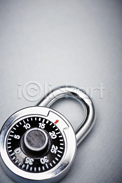 사람없음 JPG 근접촬영 아웃포커스 포토 백그라운드 보안 숫자 스튜디오촬영 실내 암호 열쇠 오브젝트 자물쇠 잠금 잠김 컨셉