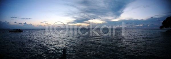 고급 뜨거움 평화 휴식 사람없음 인도인 JPG 포토 해외이미지 몰디브 무료 물 바다 바하마 섬 수영 시간 여행 일몰 지중해 컬러풀 코코넛 태양 파노라마 파라다이스 하늘 하와이 해외202004 해외포토 햇빛 호수 휴가