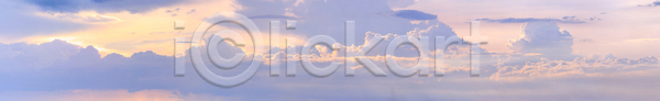 분위기 사람없음 JPG 포토 해외이미지 가을(계절) 계절 구름(자연) 날씨 맑음 백그라운드 빛 솜털 수분 안개 야외 여름(계절) 우주 자연 천국 파노라마 파란색 풍경(경치) 하늘 하늘색 해외202004 햇빛 환경 흐림 흰색