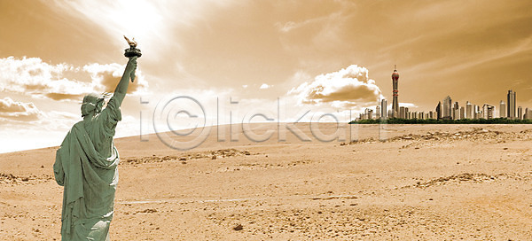 사람없음 PSD 편집이미지 건물 구름(자연) 도시 도시풍경 동상 모래 모래언덕 빌딩 사막 자유의여신상 조각상 조형물 편집 풍경(경치) 하늘