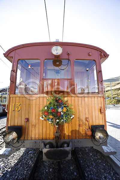사람없음 JPG 포토 교통수단 기차 기찻길 스위스 식물 야외 유럽 주간 철도의날 풍경(경치) 해외 해외풍경 화관