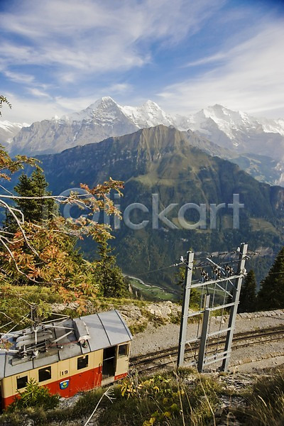 사람없음 JPG 포토 구름(자연) 기차 기찻길 나무 산 스위스 식물 야외 유럽 자연 주간 철도의날 풍경(경치) 하늘 해외 해외풍경