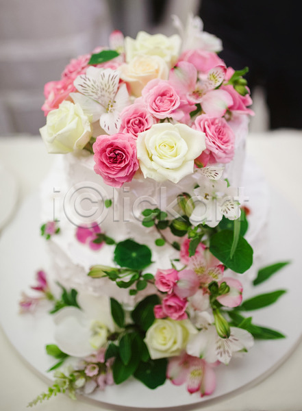 화려 사람없음 JPG 포토 해외이미지 결혼 꽃 분홍색 설정 자연 장미 장식 케이크 탁자 해외202004 흰색