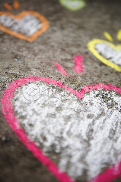 사랑 사람없음 JPG 근접촬영 아웃포커스 포토 그림 모양 무늬 문양 백그라운드 분필 하트