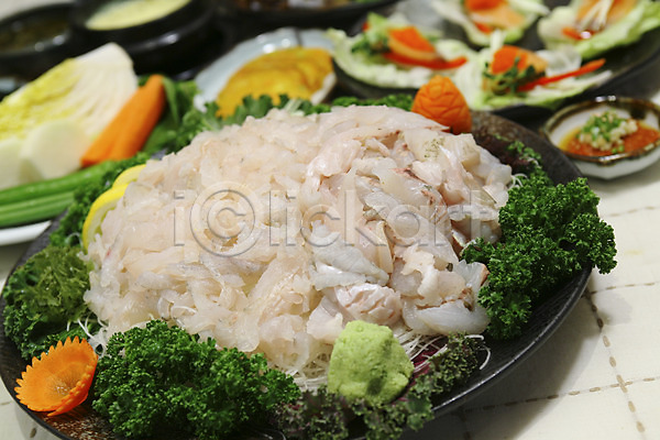 사람없음 JPG 아웃포커스 포토 고추냉이 그릇 당근 레몬 머스터드 생선회 쌈장 어류 음식 일본음식 장식 접시 채소 초밥 파슬리 회