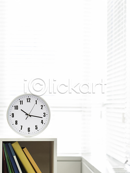 사람없음 JPG 포토 문서 벽시계 블라인드 비즈니스 사무용품 서랍장 시계 실내 오브젝트 주간 창문 파일