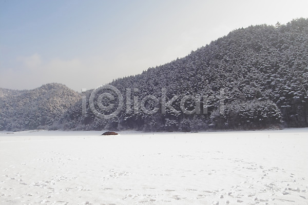 사람없음 JPG 포토 겨울 계절 나무 눈(날씨) 눈꽃 백그라운드 사계절 산 설경 숲 식물 야외 자연 자연현상 주간 풍경(경치) 하늘