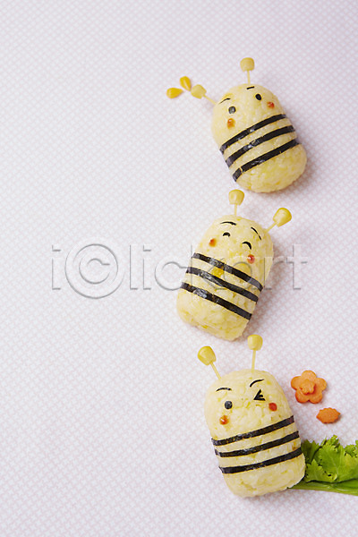 귀여움 사람없음 JPG 포토 꿀벌 당근 모양 밥 벌(곤충) 상추 스튜디오촬영 식재료 실내 옥수수 음식 장식 재료 주먹밥 채소 컨셉