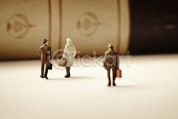 사람없음 JPG 아웃포커스 포토 가방 들기 모형 미니어처 스튜디오촬영 실내 오브젝트 인형 장난감 책 피규어