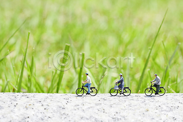 사람없음 JPG 아웃포커스 포토 거리 길 모형 미니어처 식물 야외 오브젝트 인형 자전거 장난감 주간 초록색 컬러 풀(식물) 피규어