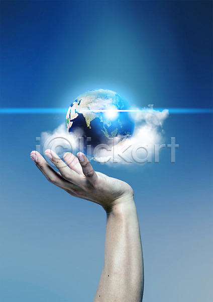 신체부위 PSD 편집이미지 구름(자연) 글로벌 글로벌비즈니스 비즈니스 빛 손 손짓 지구 하늘