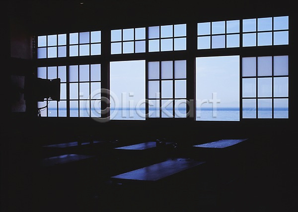 사람없음 JPG 실루엣 포토 바다 실내 어둠 일본 일본문화 주간 창문 탁자 풍경(경치)