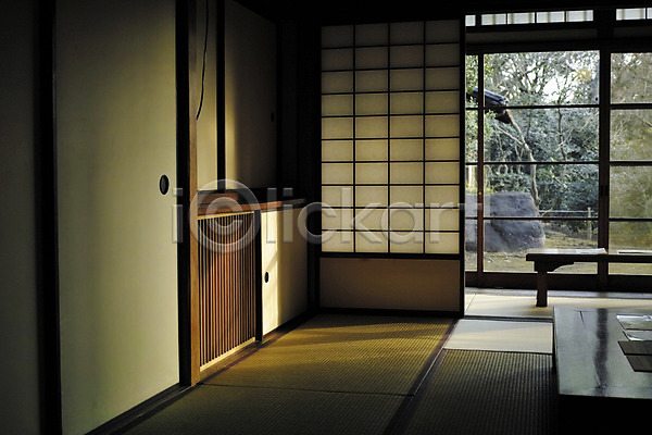 사람없음 JPG 포토 건축물 고건축 다다미 문 방 실내 일본 일본건축 일본문화 주간 탁자 해외 해외풍경