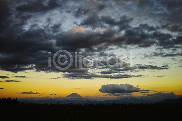 사람없음 JPG 실루엣 포토 구름(자연) 노을 산 야외 일몰 자연 자연현상 풍경(경치) 하늘