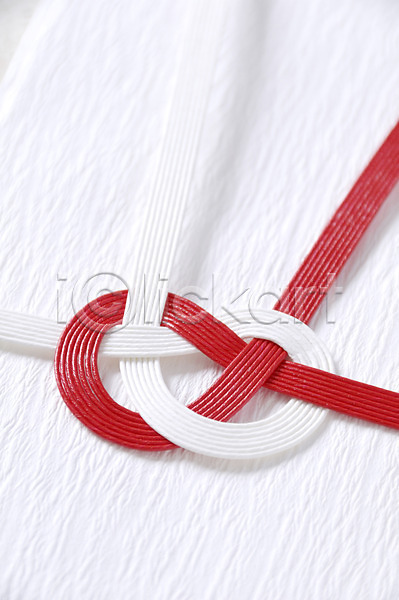 사람없음 JPG 근접촬영 포토 끈 매듭 모양 무늬 묶기 빨간색 오브젝트 컬러 흰색