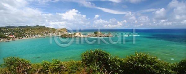 평화 휴식 사람없음 JPG 포토 해외이미지 구름 그림 만 멀리 물 바다 섬 여행 자연 큼 터키석 파라다이스 파란색 해변 해외202004 해외포토 휴가