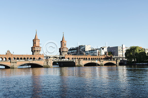 사람없음 JPG 포토 강 다리(건축물) 독일 베를린 야외 오버바움다리 유럽 유럽풍경 주간 풍경(경치) 하늘 해외 해외풍경