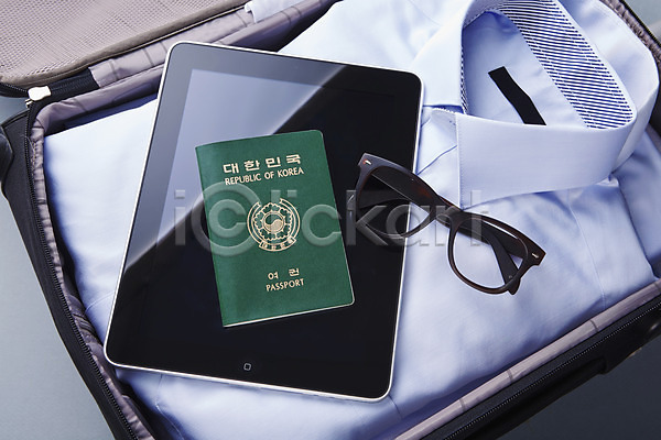 출장 사람없음 JPG 포토 비즈니스 스튜디오촬영 실내 여권 여행 여행가방 오브젝트 준비물 캐리어 태블릿