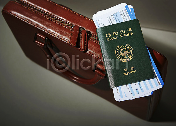 사람없음 JPG 포토 비즈니스 서류가방 스튜디오촬영 실내 여권 여행 오브젝트 티켓