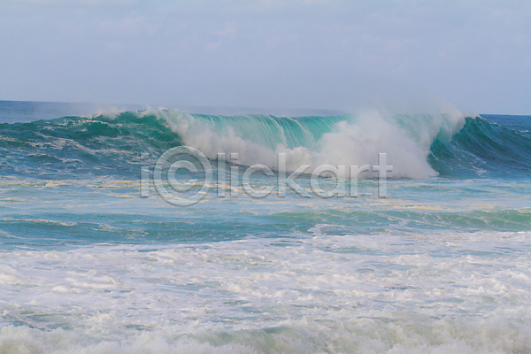 위험 활발 사람없음 JPG 포토 해외이미지 격파 날씨 단절 물 바다 서핑 세트 주간 초록색 큼 태평양 통 튜브 파도 파란색 파이프라인 폭풍 폭풍우 하와이 하와이인 해외202004