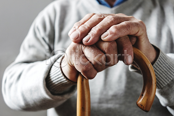 노년 사람 사람없음 성인 JPG 포토 해외이미지 건강 관리 교차 노화 돌봄 묘사 옛날 은퇴 접기 지팡이 해외202004 헬프