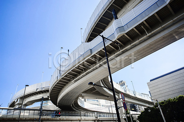 사람없음 JPG 로우앵글 포토 가로등 건축물 고속도로 다리(건축물) 도로 도시 도쿄 야외 일본 주간 풍경(경치) 해외 해외풍경