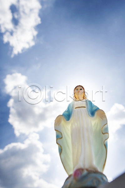 사람없음 JPG 로우앵글 포토 구름(자연) 마리아 백그라운드 성당 성물 십자가 야외 예수 오브젝트 종교 종교용품 주간 천주교 천주교용품 하나님 하늘