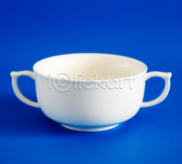 사람없음 JPG 포토 해외이미지 1 그릇 기구 냄비 백그라운드 사발 손잡이 수프 식기 오브젝트 컵 파란색 해외202004 흰색