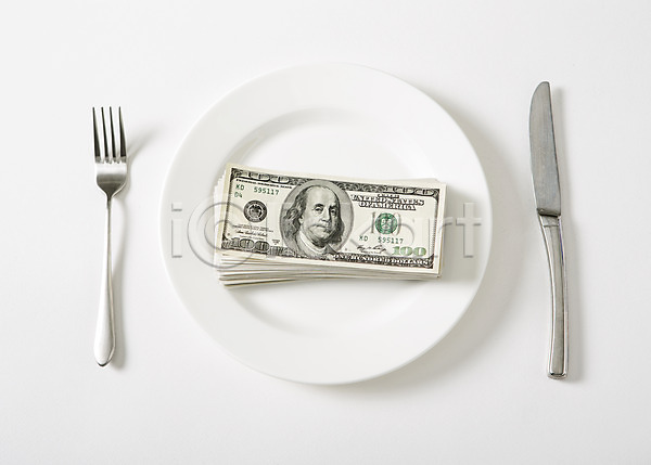 준비 사람없음 JPG 포토 경제 금융 나이프 달러 돈 백그라운드 비즈니스 스튜디오촬영 식사 접시 지폐 탁자 포크