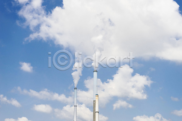 매연 사람없음 JPG 포토 공장 구름(자연) 굴뚝 맑음 야외 연기 오염 주간 하늘