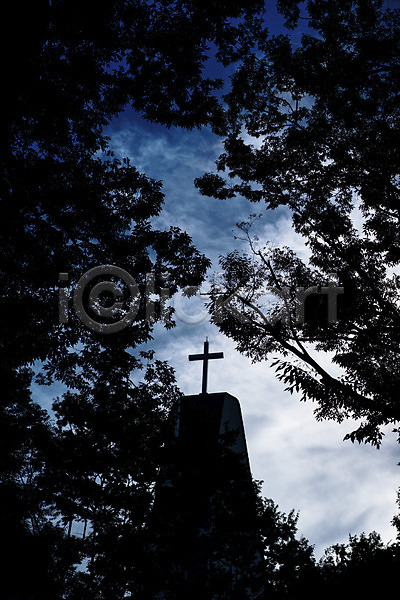 사람없음 JPG 실루엣 포토 교회 구름(자연) 기독교 나무 도시풍경 도쿄 식물 십자가 야외 일본 종교 주간 풍경(경치) 하늘 해외풍경