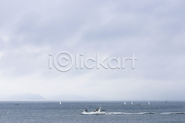사람없음 JPG 포토 구름(자연) 바다 배(교통) 야외 요트 자연 주간 풍경(경치) 하늘
